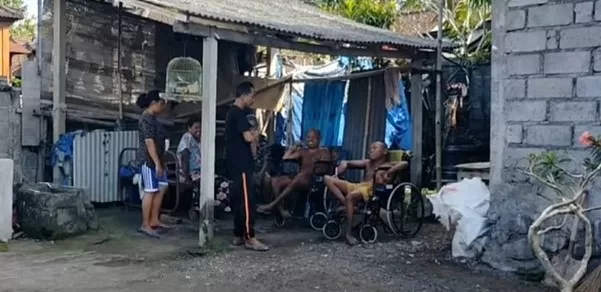 Keluarga di Karangasem, Bali, Menghadapi Kondisi Hidup Yang Sangat Memprihatinkan