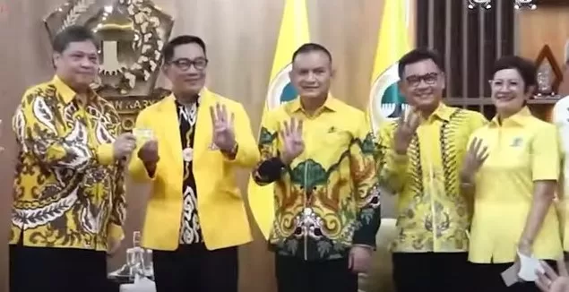 Ketua Umum Partai Golkar, Airlangga Hartarto, Optimistis Partainya Bisa Membawa Kemenangan Bagi Prabowo Subianto di Pemilu 2024